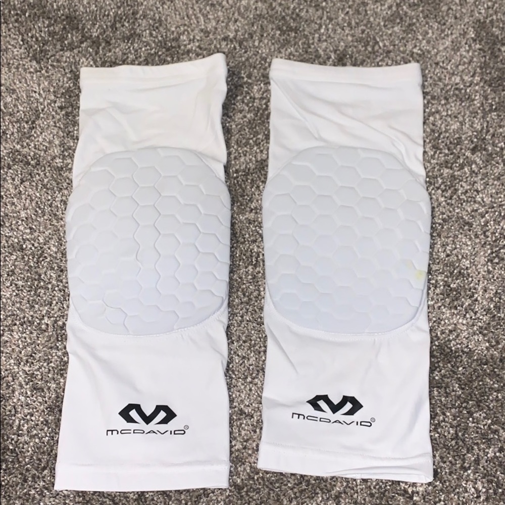 mcdavid sport compression knee pads